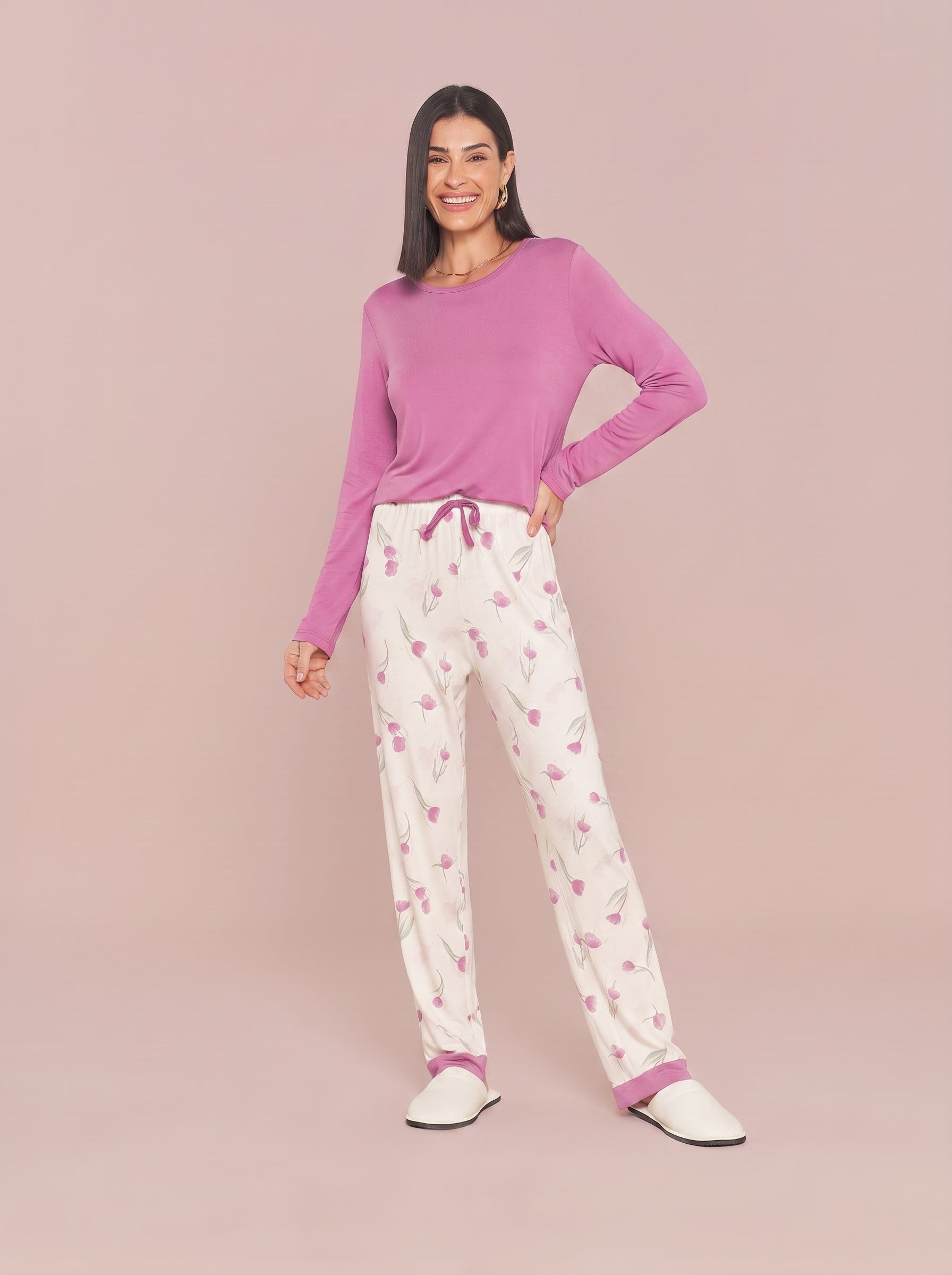 Pijama Feminimo;

pijama feminino barato;

pijama feminino inverno;

Pijama Feminino Camisaria