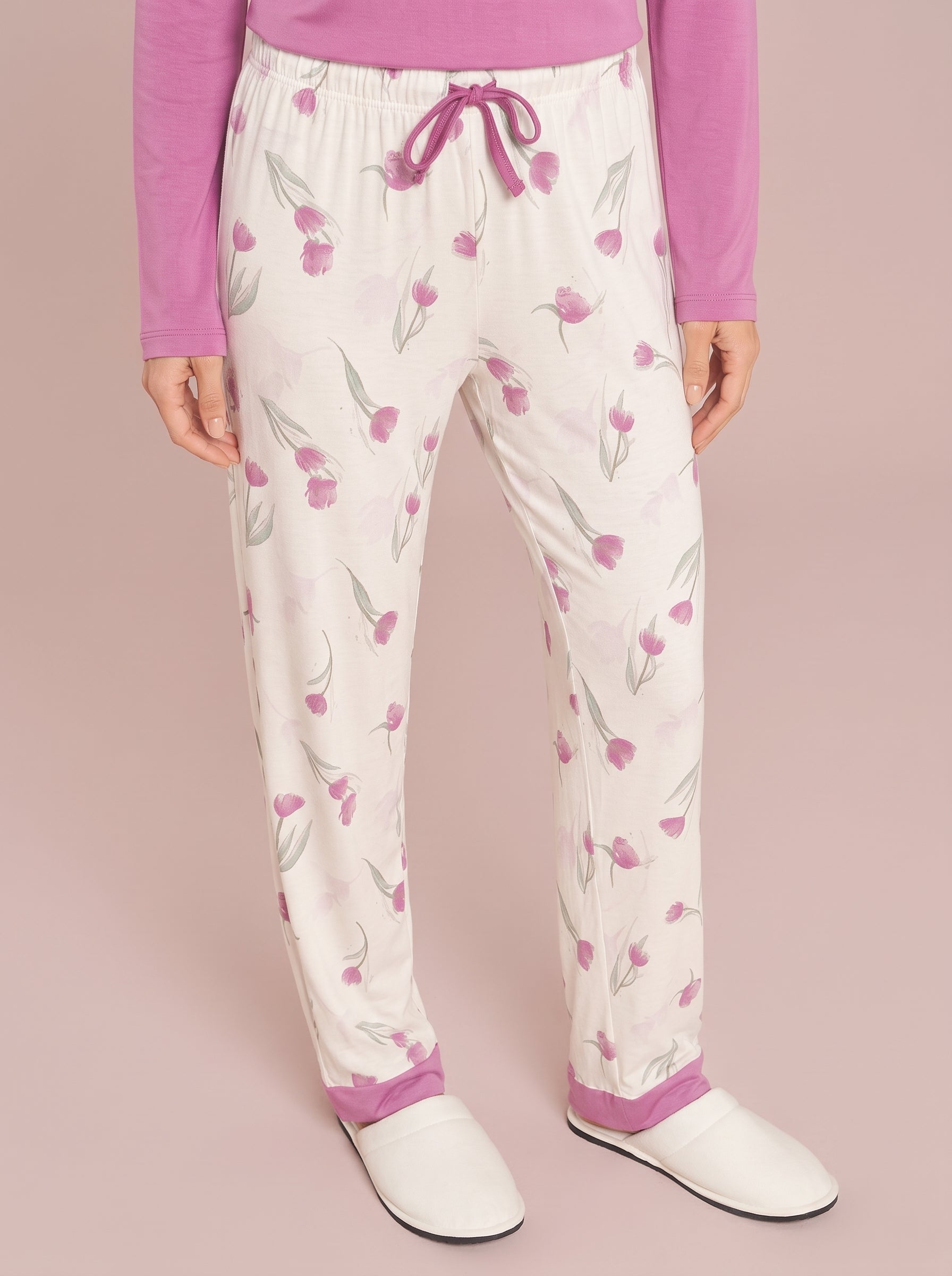 Pijama Feminimo;

pijama feminino barato;

pijama feminino inverno;

Pijama Feminino Camisaria