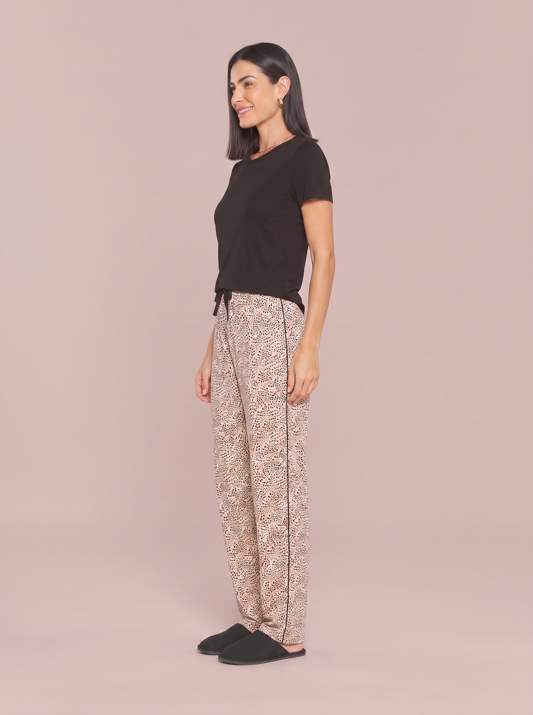 pijama feminino inverno;

Pijama Feminino Camisaria;

pijama feminino barato;

Pijama Feminimo
