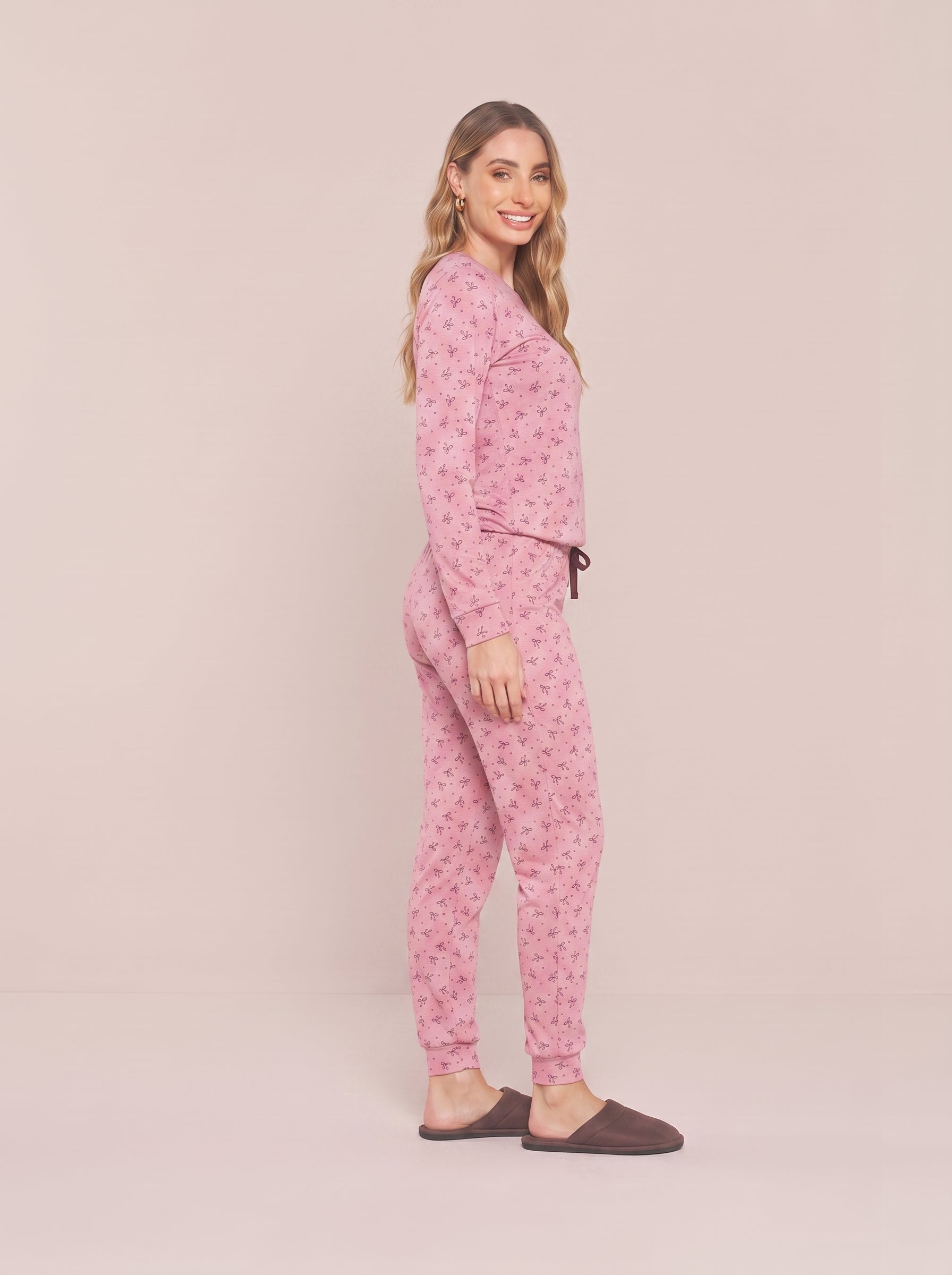 pijama feminino inverno;

Pijama Feminino Camisaria;

pijama feminino barato;

Pijama Feminino