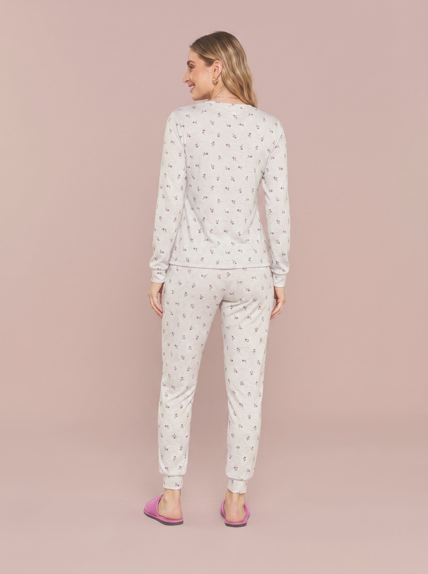 pijama feminino inverno;

Pijama Feminino Camisaria;

pijama feminino barato;

Pijama Feminino