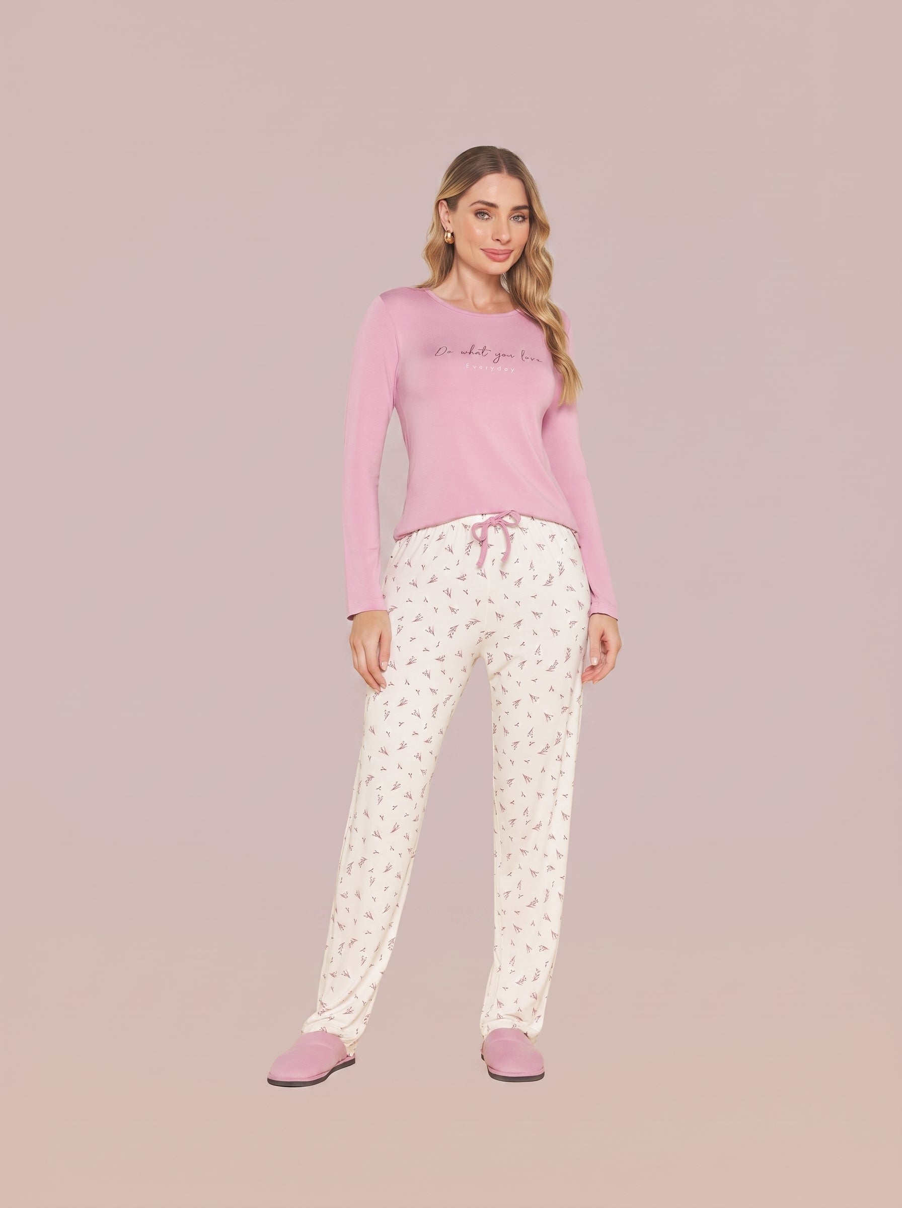 pijama feminino inverno;

Pijama Feminino Camisaria;

pijama feminino barato;

Pijama Feminino
